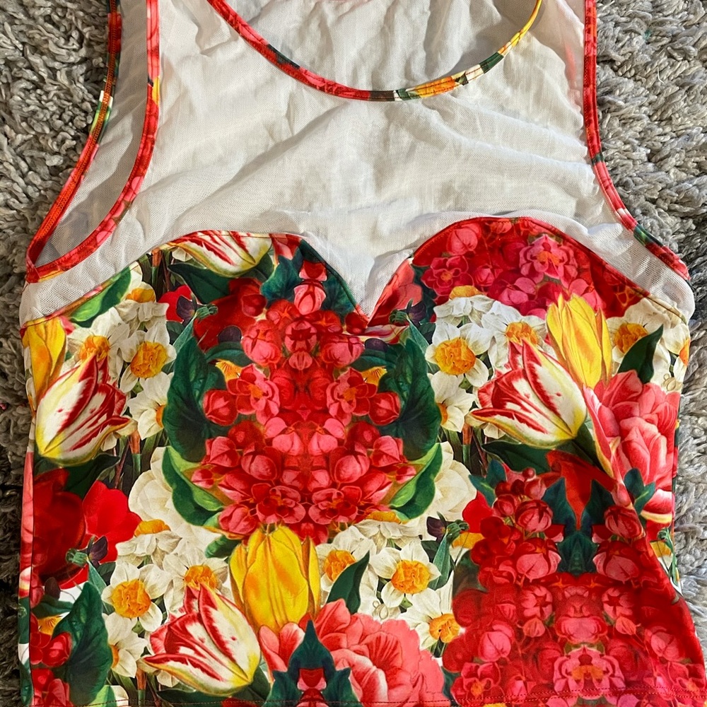 Kortni Jeane tulips netted sweetheart